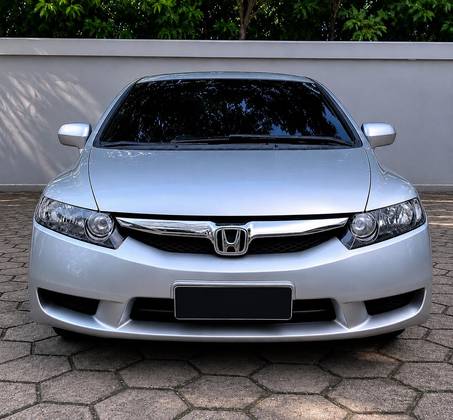 HONDA CIVIC 1.8 LXS 16V FLEX 4P MANUAL HONDA CIVIC 1.8 LXS 16V FLEX 4P MANUAL